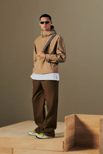 Look 5